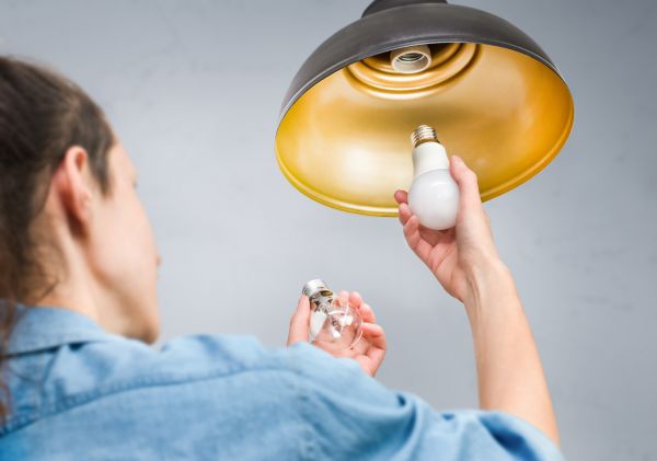 Light Bulb Replacement in Barrington