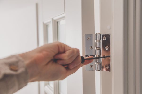 Hinge Repair in Barrington