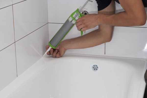 Bathroom Recaulking