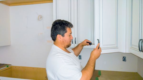 Cabinet Handle Mounting