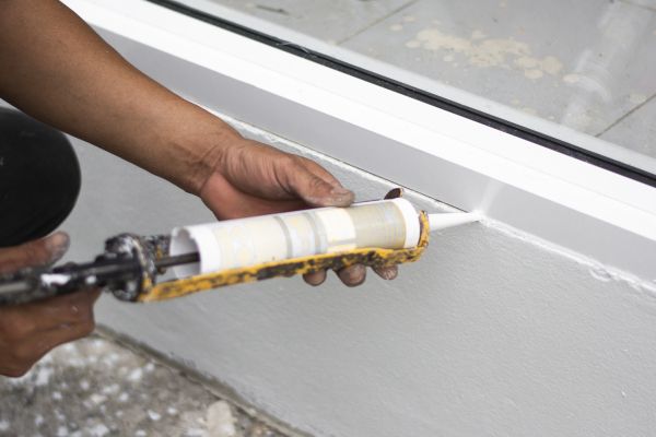Caulk Restoration