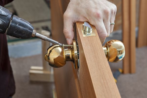 Deadbolt Adjustment