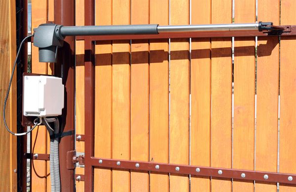 Gate Hardware Replacement